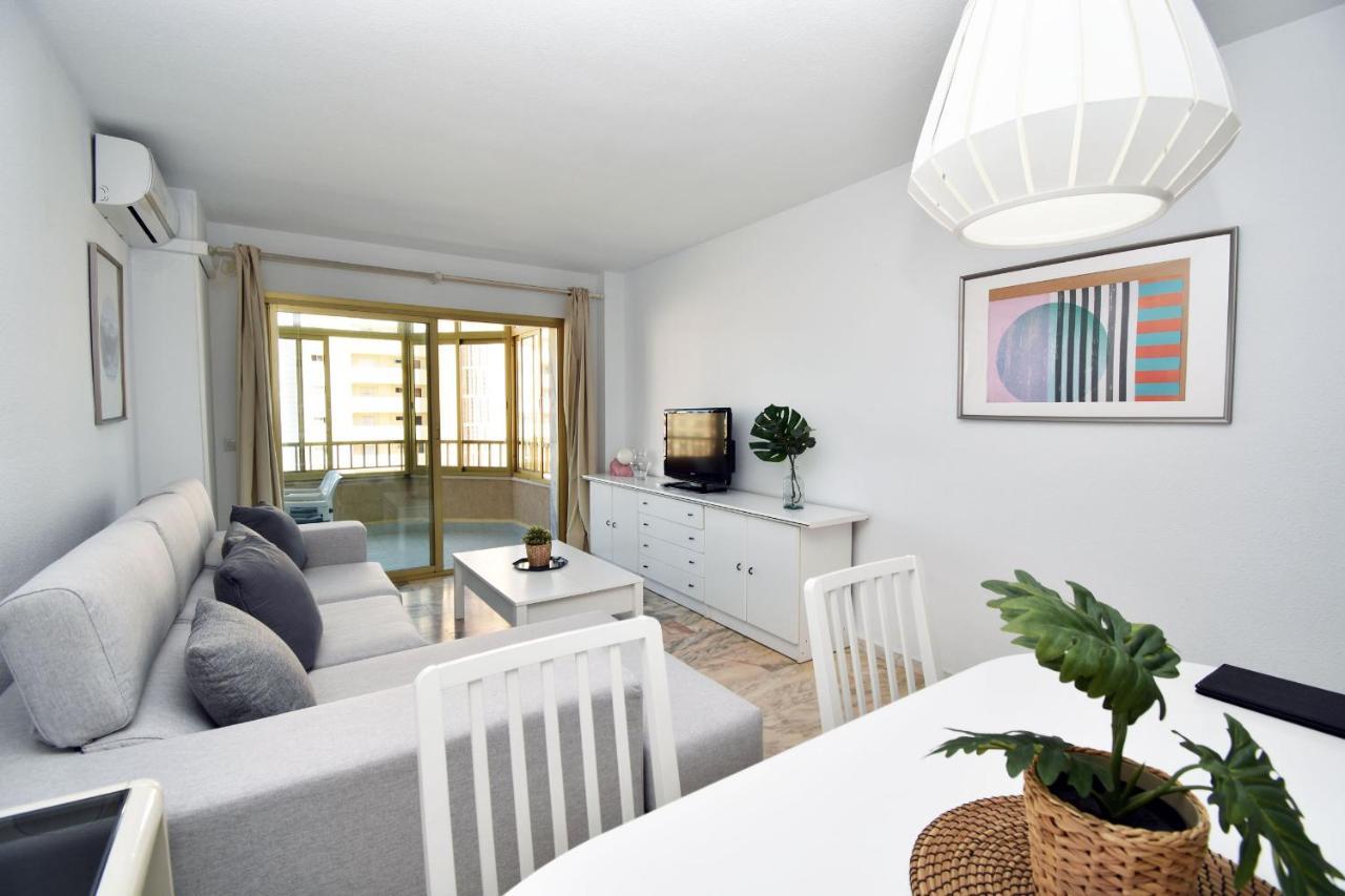 Apartamento Vistas Al Mar Y Piscina Fuengirola Ngoại thất bức ảnh